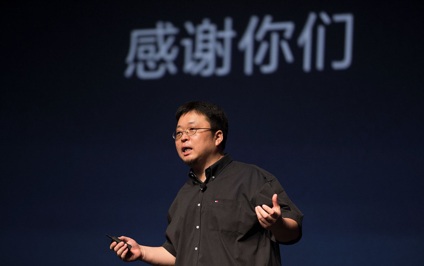 罗永浩把*弹子**短信改名叫“聊天宝”，新瓶装旧酒还是改头换面？