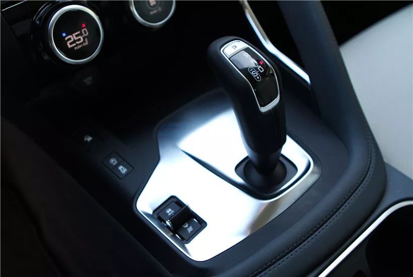 沉浸式体验2024款捷豹e-pace,捷豹e-pace是豪华入门级suv