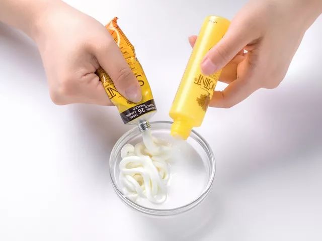 染了亚麻色好黄,发廊亚麻色染出来什么效果