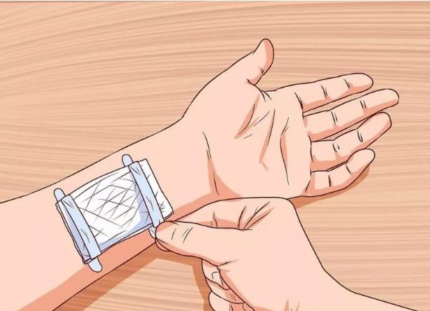 水泥堵鼻子创可贴,创可贴可常贴吗