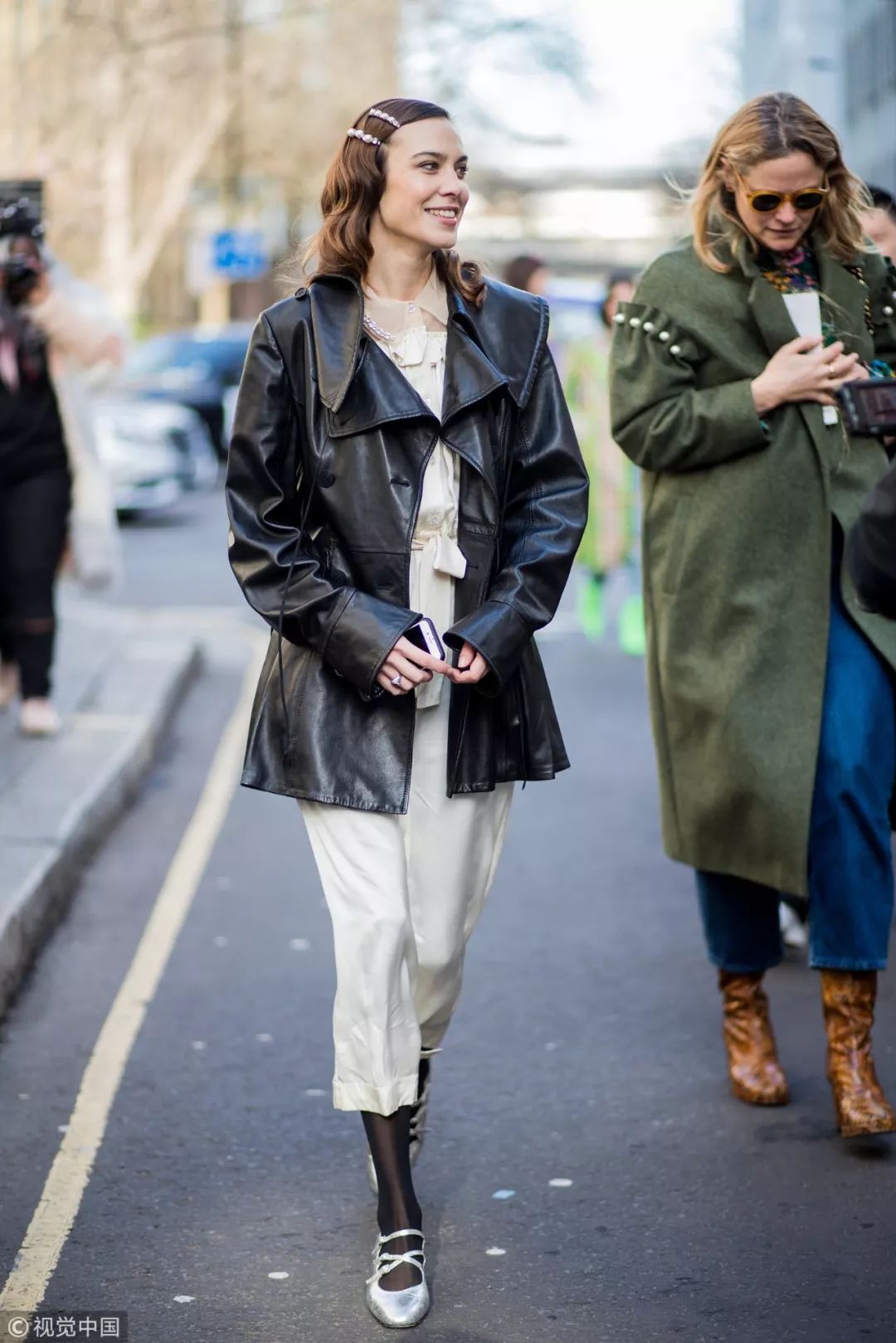 最近很火的珍珠发夹,高档精致轻奢珍珠发夹