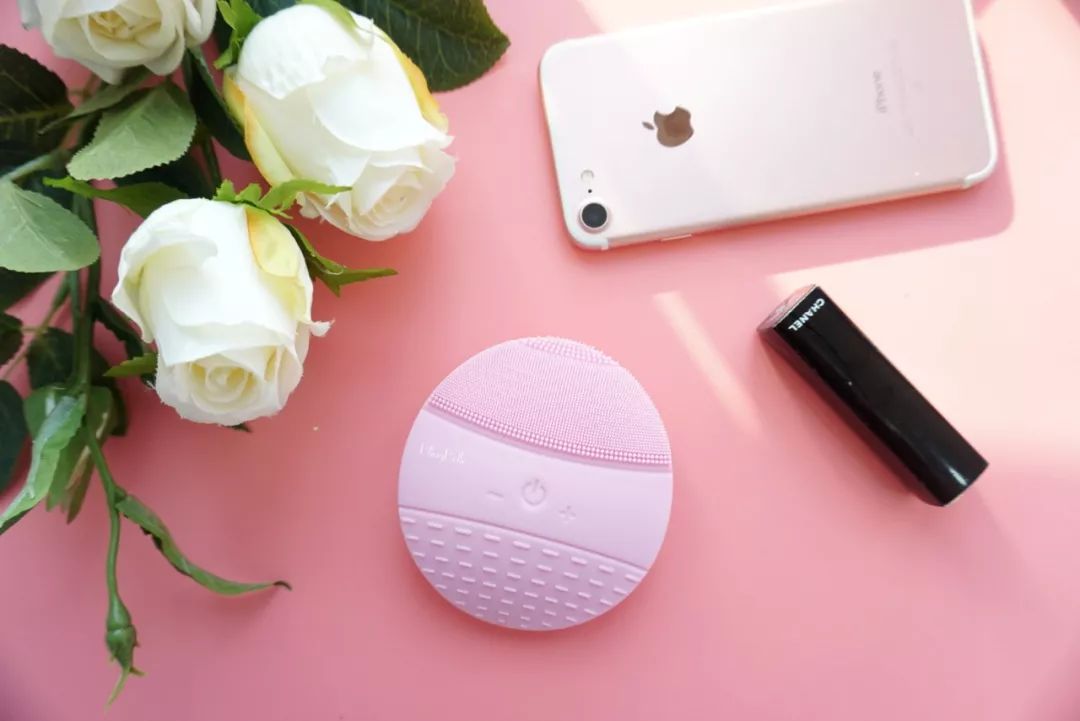 毛孔粗大清洁测评,暗沉粗糙毛孔粗大测评