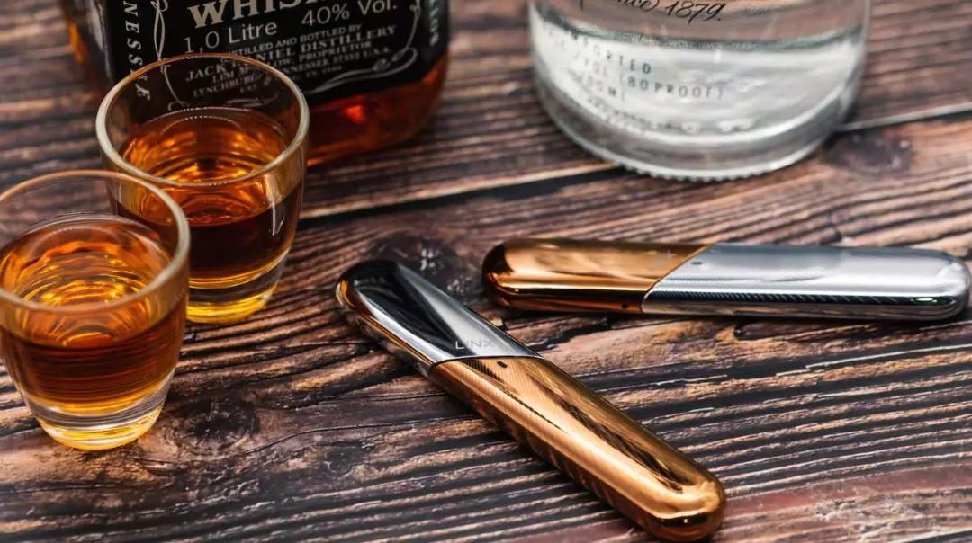 史上最任性融资局：一天敲定两轮，协议写在餐巾纸上