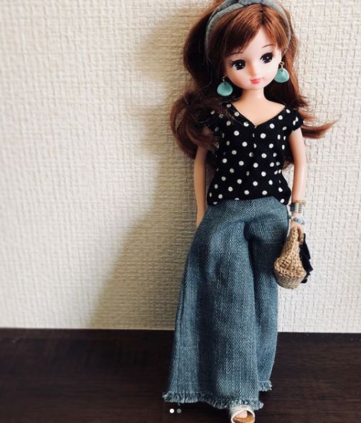 火爆ins的美妆娃娃穿搭日常，承认吧，你的衣服还没一个玩偶多！