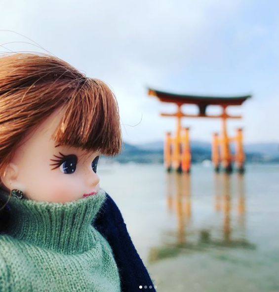 火爆ins的美妆娃娃穿搭日常，承认吧，你的衣服还没一个玩偶多！