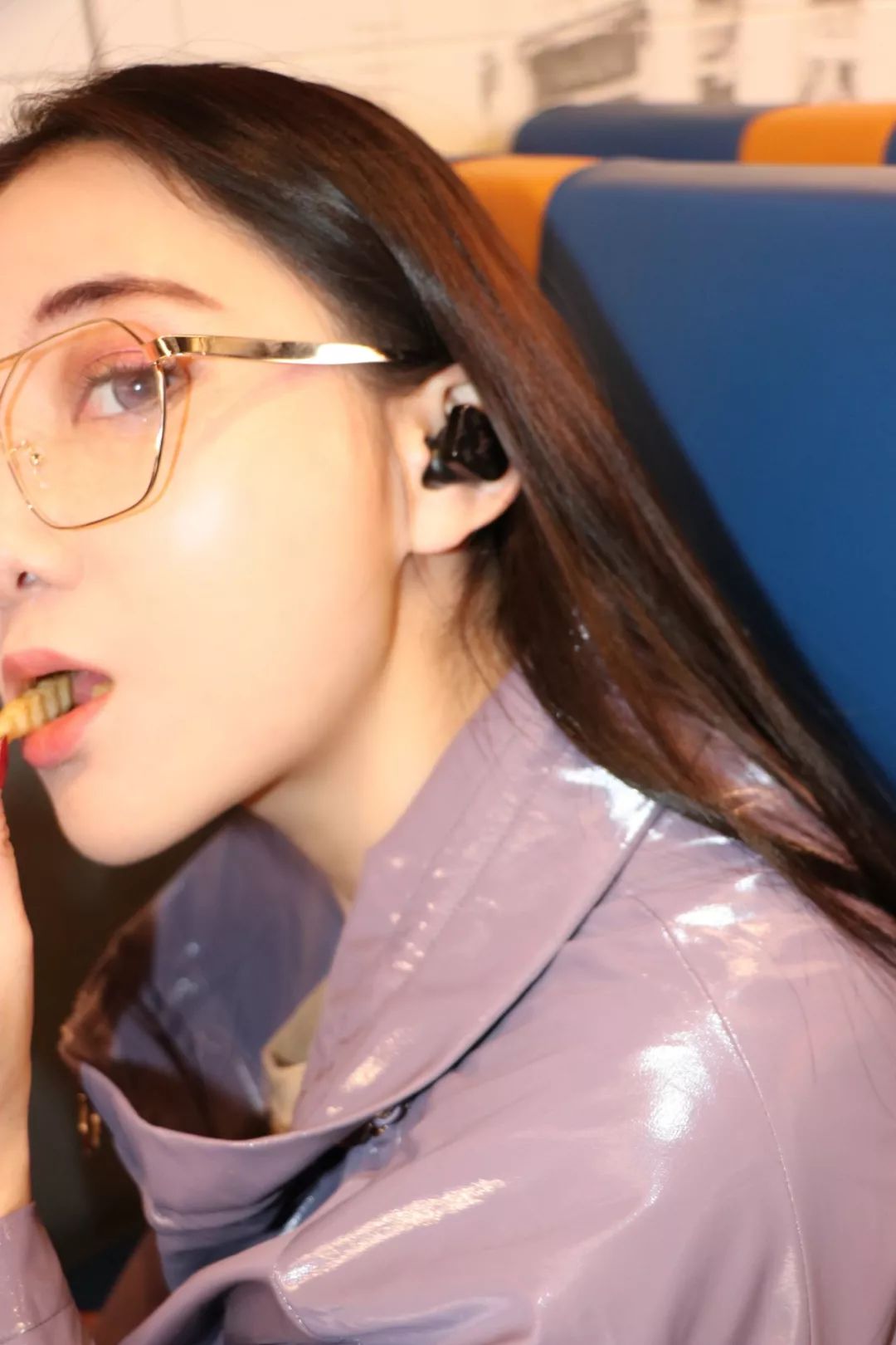 长大后才知道努力去拥有的不是奢侈，而是回避