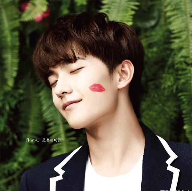 if时尚王一博眼妆现场,王一博眼妆教程天天向上