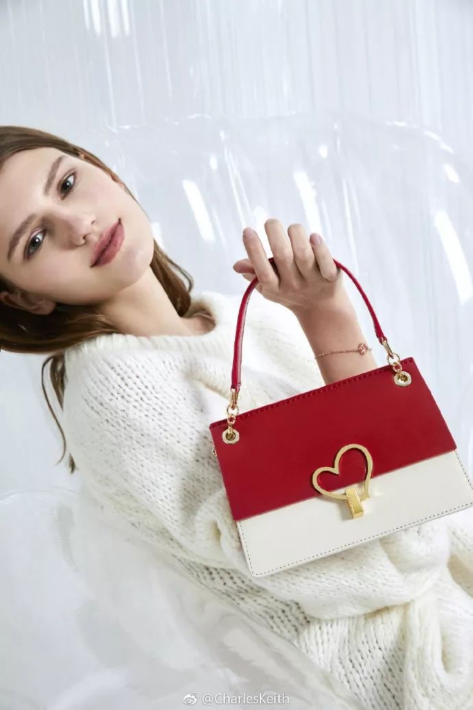 易烊千玺朱正廷照片合成,朱正廷易烊千玺