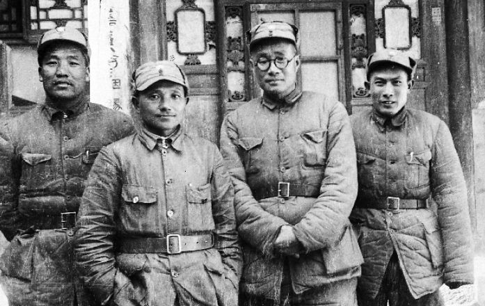 *小平邓**同志逝世22周年，追忆他在太行山的艰苦岁月