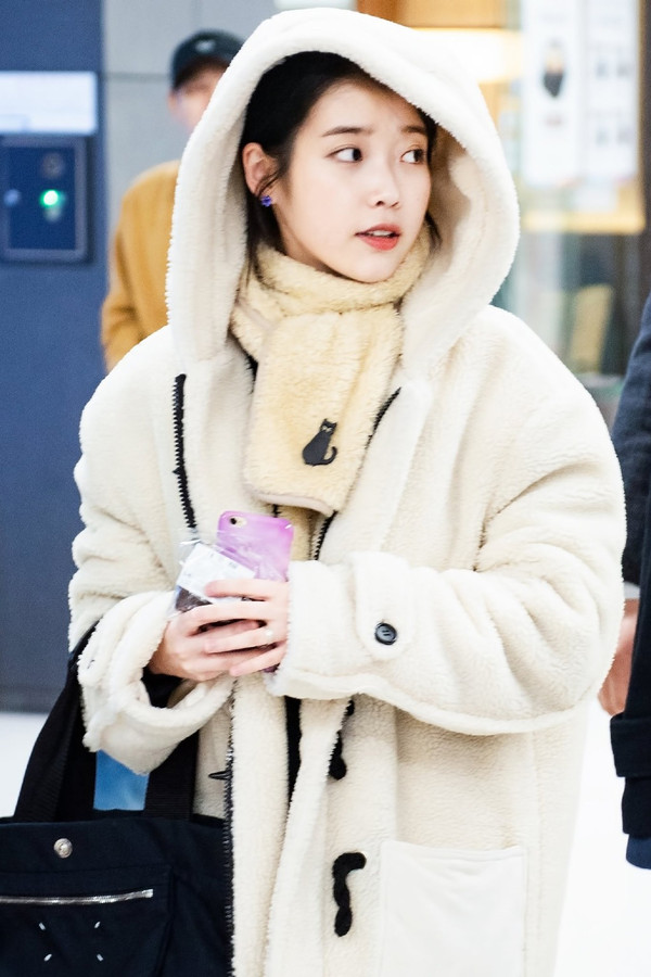 iu穿衣打扮,IU济州岛打卡