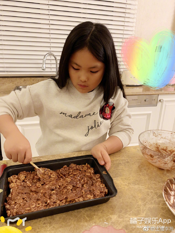 王岳伦王诗龄手链,王诗龄的两条手链值多少钱