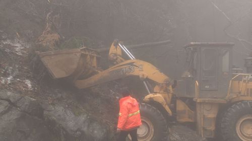 高温迎峰度夏多措并举保供电,低温雨雪冰冻天气供水保障