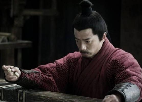 历史上有萧何月下追韩信的故事,历史萧何追韩信