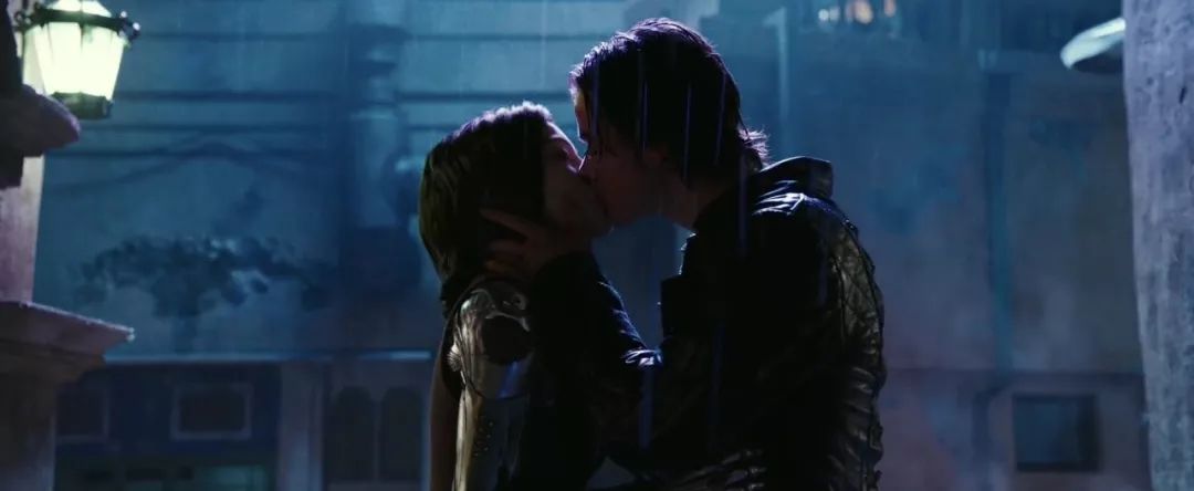 三万台电脑四亿小时后期制作,用三万台电脑做电影