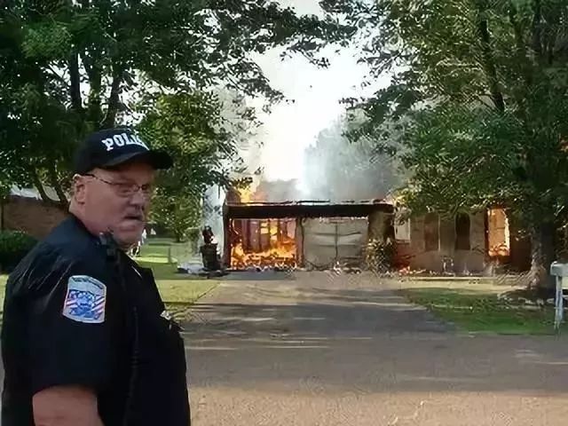 美国加州火灾明星豪宅,加州大火灭了吗