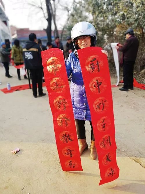 一位驻村干部的扶贫经历 (驻村代购农产品)