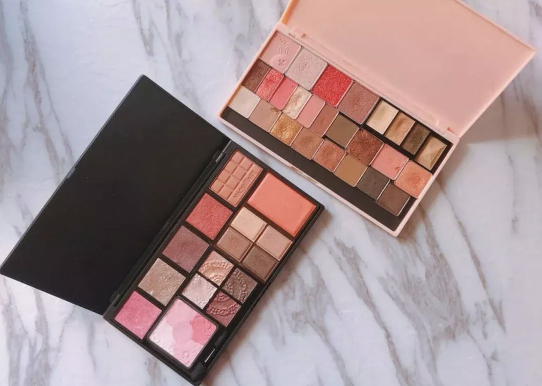 玩起来真的会上瘾！比买彩妆更有趣的只有彩妆抠盘了！