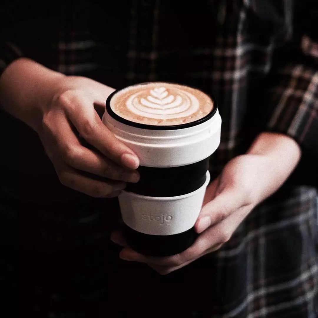 一秒折叠变身粉饼盒大小,火爆ins的随身杯,上哪都能喝干净水!