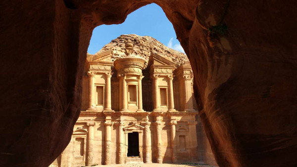 约旦佩特拉古城的介绍,约旦佩特拉古城完整版