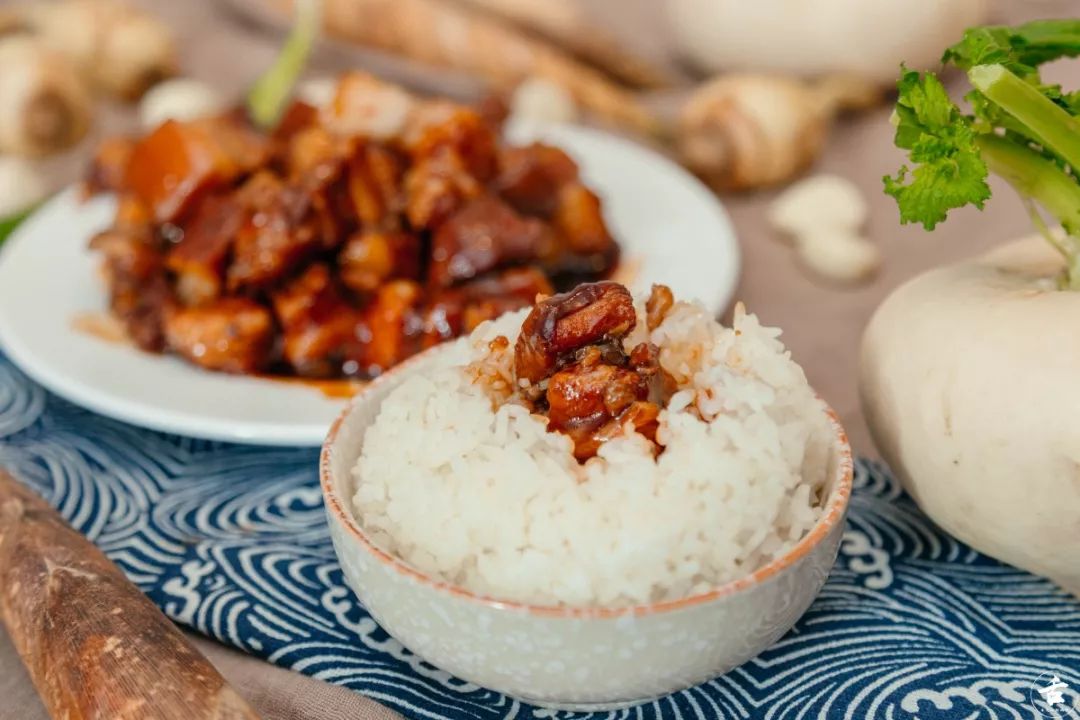 趁“热”看！今日份高清*码无**的「美食编辑」日常已送达！