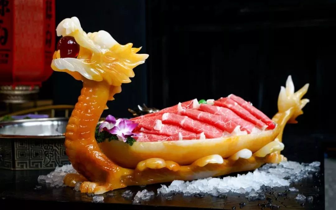 三街两巷南宁团购火锅,南宁三街两巷网红打卡地火锅