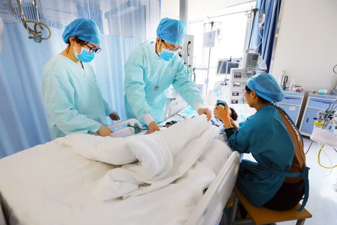 小孩遭野狗撕咬后续,孩子被野狗咬伤