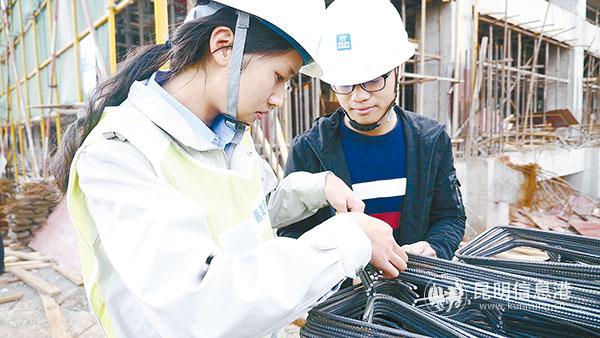 简单的工地女汉子日常生活,工地民工多姿多彩的生活