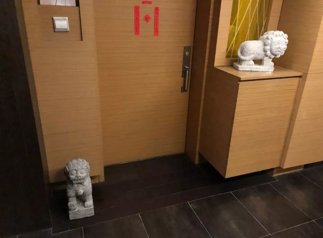 这大概是全世界最无聊的人了