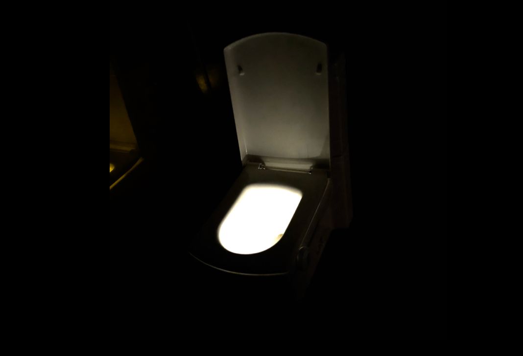 这大概是全世界最无聊的人了