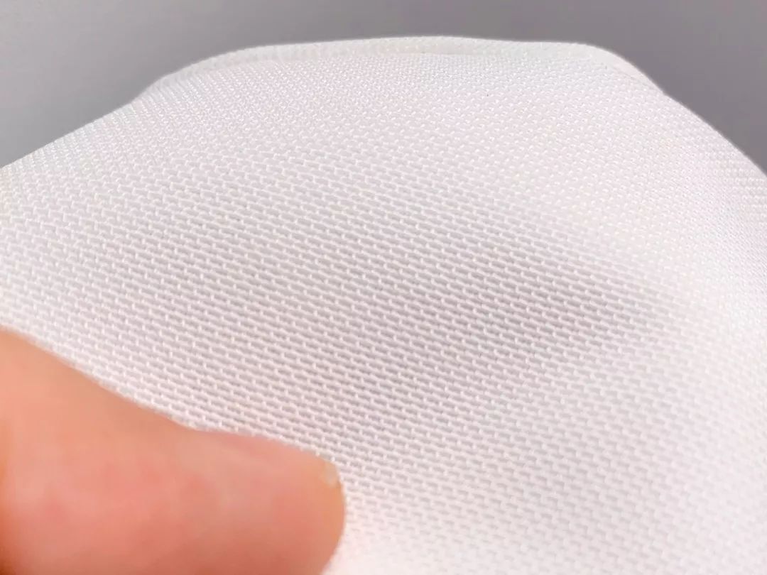 陈小春带应采儿上节目,陈小春和应采儿爸爸去哪儿秀恩爱