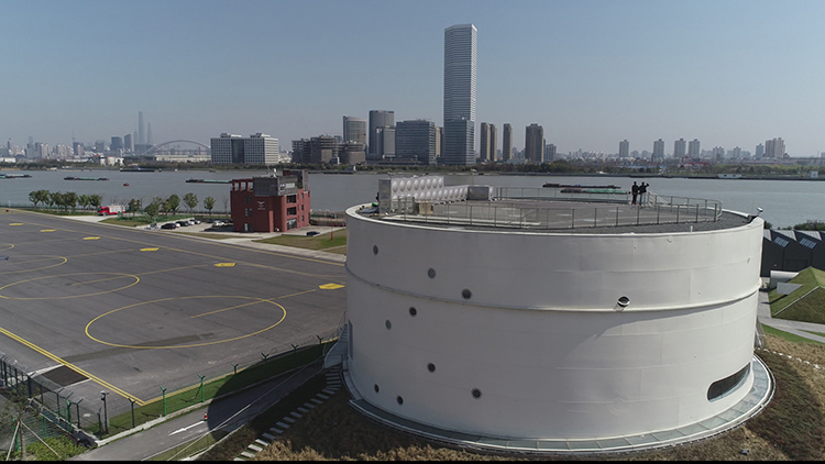 浦东滨江大油罐,上海滨江大油罐