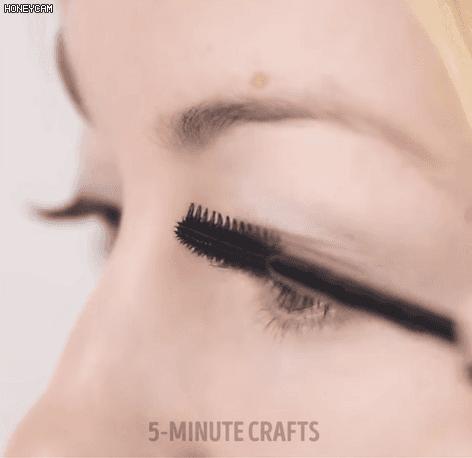 50年皱纹有救啦用它专抹深皱纹,在家就能改善皱纹的神器来了