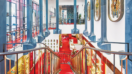 红底鞋国际品牌,红底鞋商标到期了吗