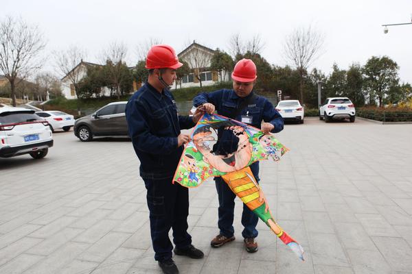 激光炮击穿3米钢板,激光炮清除高压线风筝