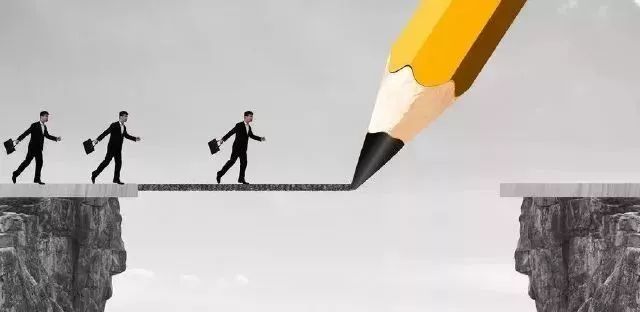 写材料是公认的苦差事,写材料是个苦差事