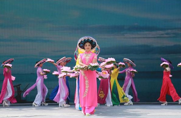 【嘿撩撩啰】壮族三月三,防城港等你撩!