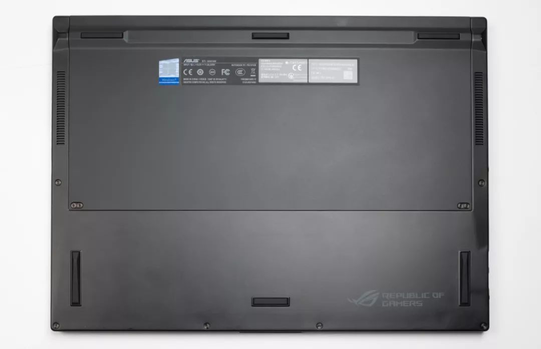 目前散热最强的游戏本,游戏本和轻薄本哪个散热好