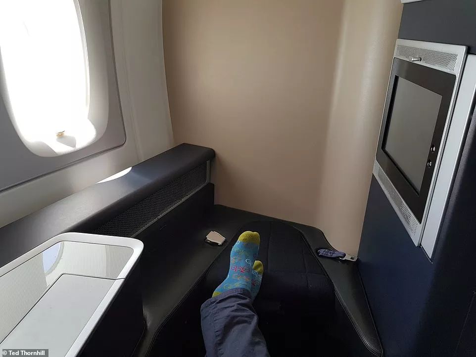 世界各国飞机头等舱对比,飞机的头等舱到底有多豪华