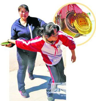 崂山11中体育教师蓝传芬:坚守一线回归母校育英才