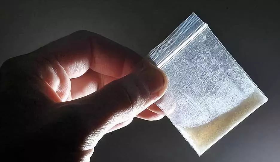 买毒买到假货也报警的原视频,买冰糖的人报警