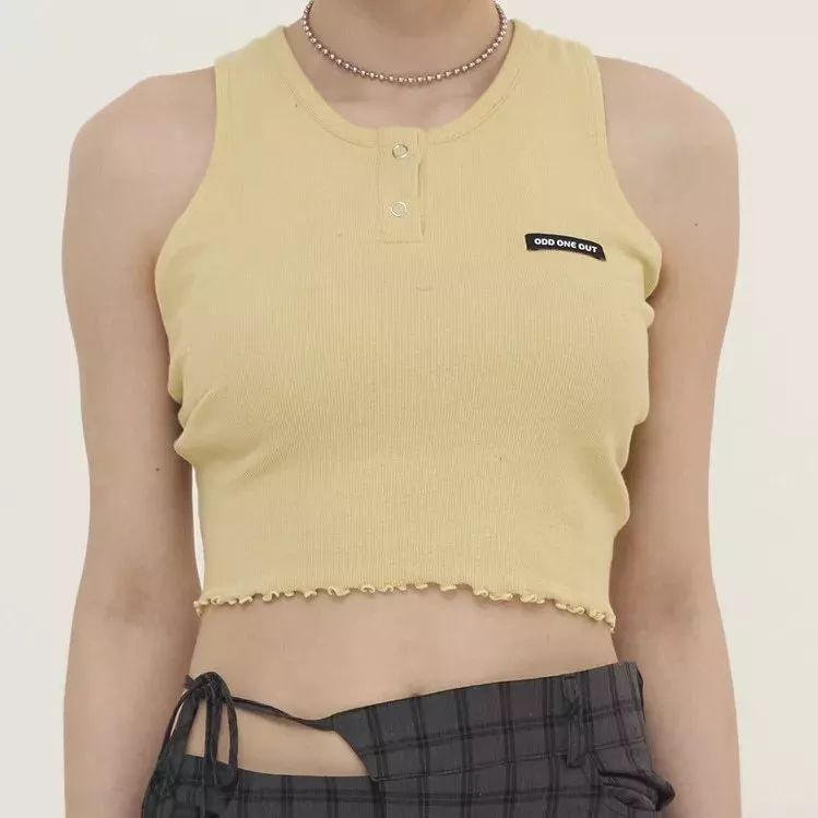 泫雅衣着,泫雅衣服怎么搭配