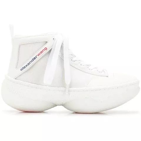 泫雅衣着,泫雅衣服怎么搭配