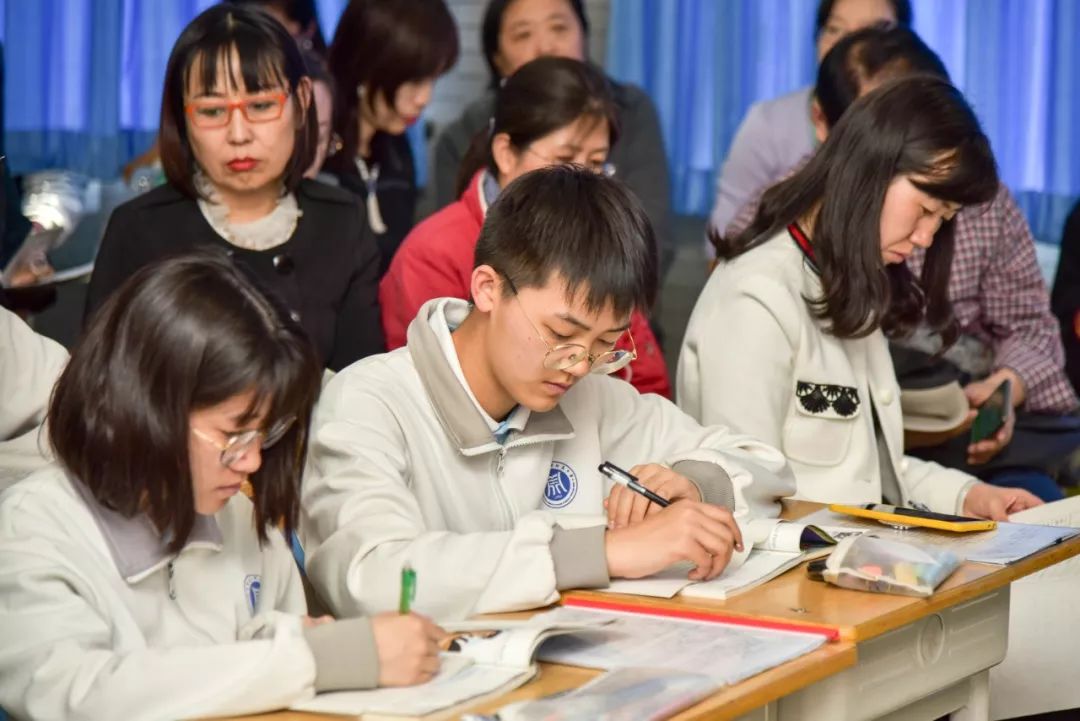 “鼎新”，北科大附中快速崛起的“秘密”全在这儿了