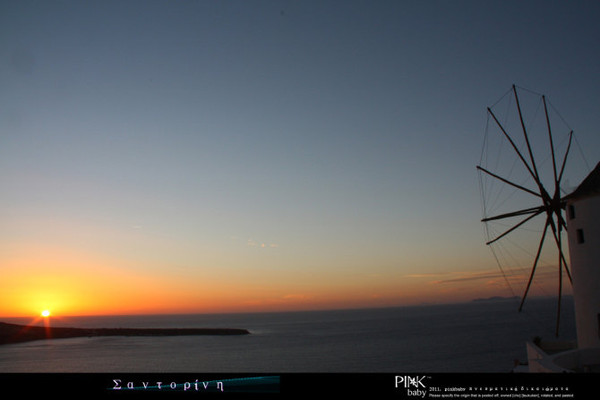 希腊爱琴海圣托里尼岛旅游报价,浪漫的希腊圣托里尼岛