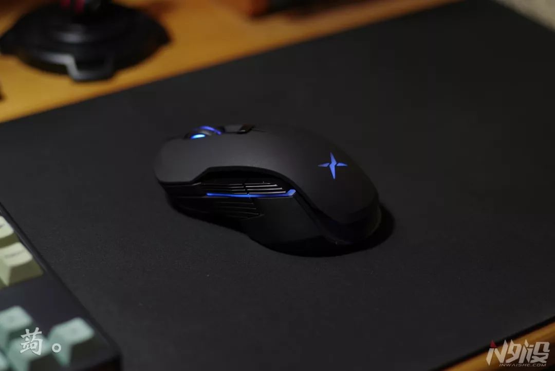 多彩m627鼠标评测,多彩m627鼠标