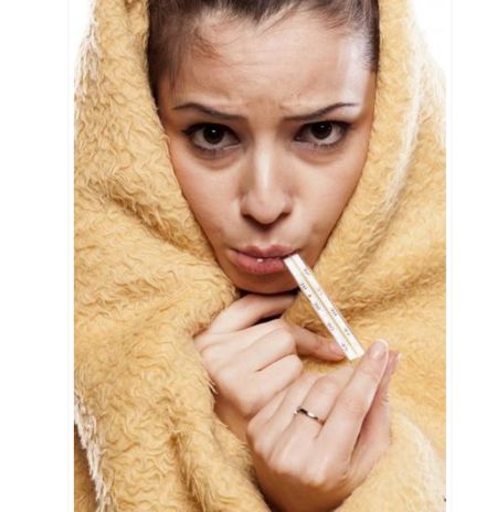 发烧了为什么人身体会热,为什么发烧都会觉得冷手脚都发烫