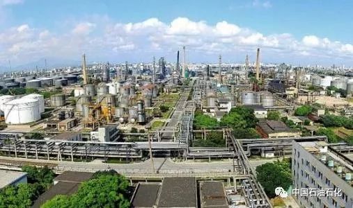 关于石油化工企业的政策,石油化工产业转型升级