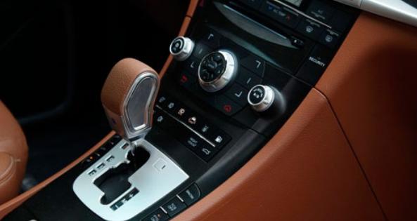 各类车身异响的声音效果,出现异响的原因