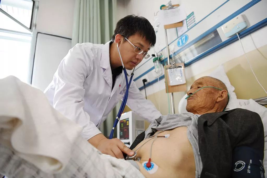 刘国梁|援疆医生的假期