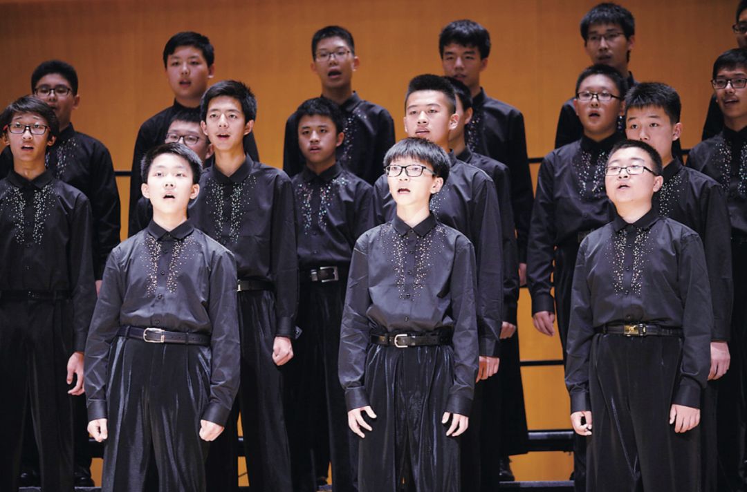 初中合唱团变声期怎么选人,小学生合唱团音准训练方法